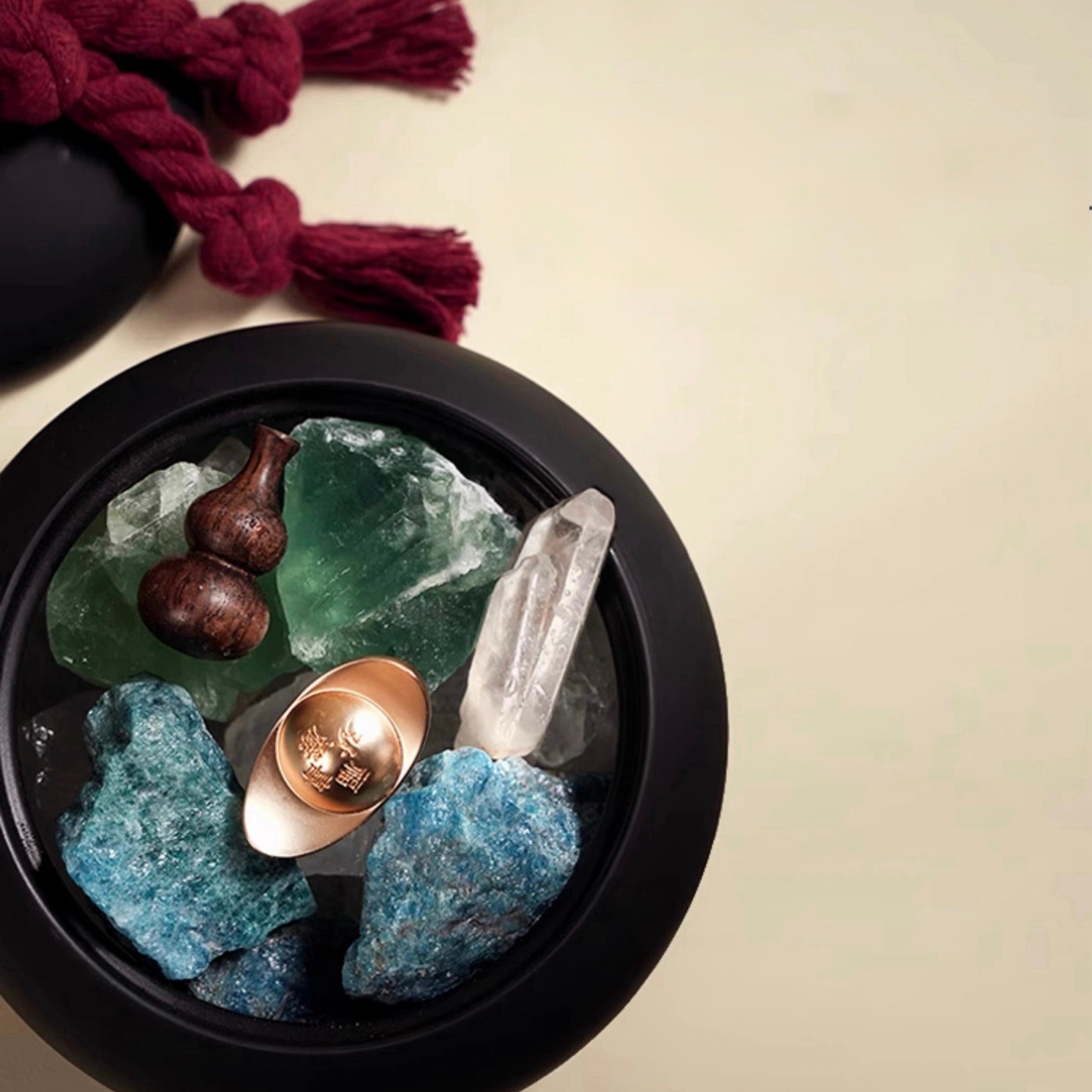 AuraStone Collection – Flameless Crystal Diffuser Gift Box