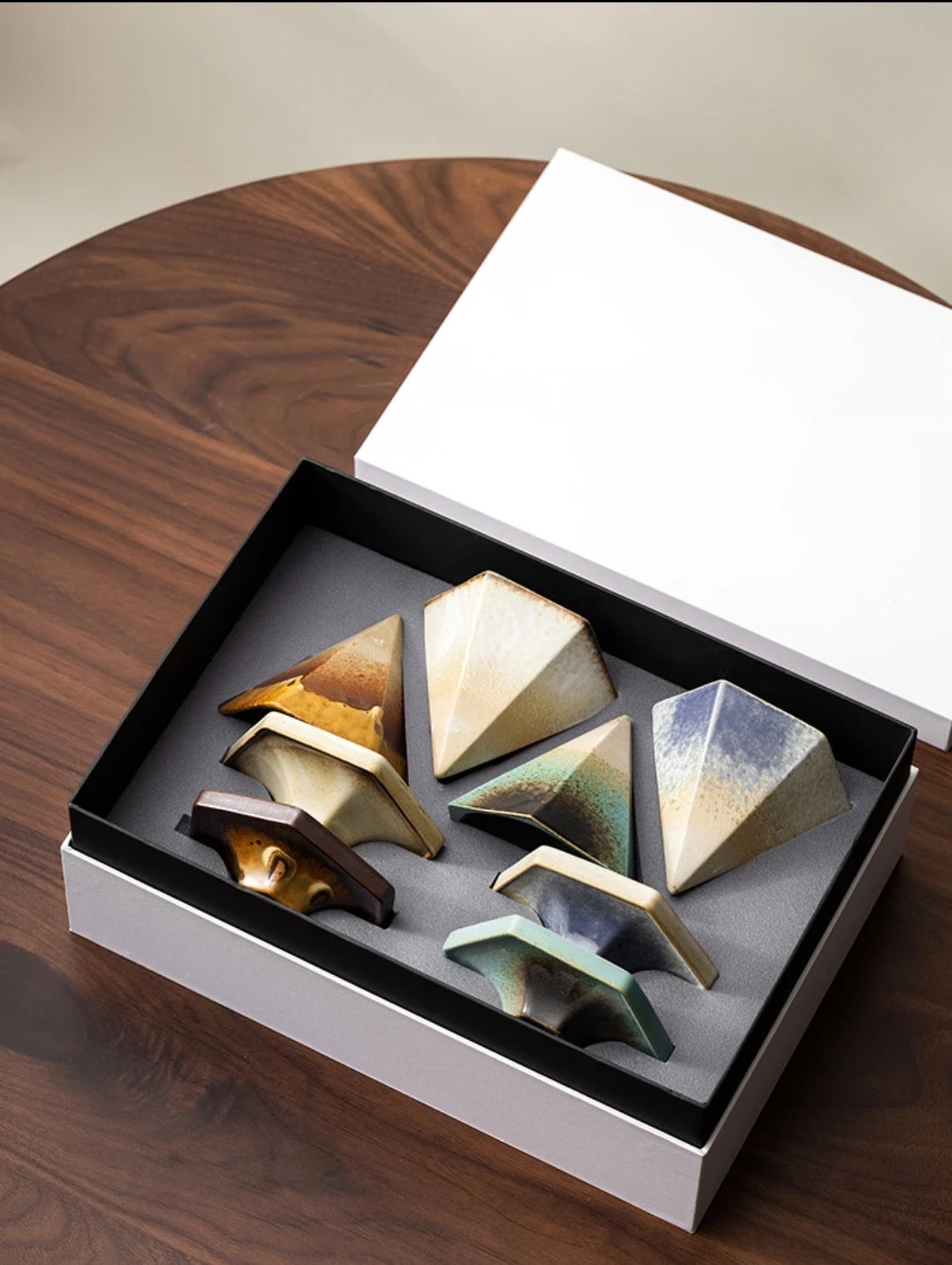 hexagonal ceramic coffee cup gift set – kiln-glazed stoneware latte mugs in gift box"